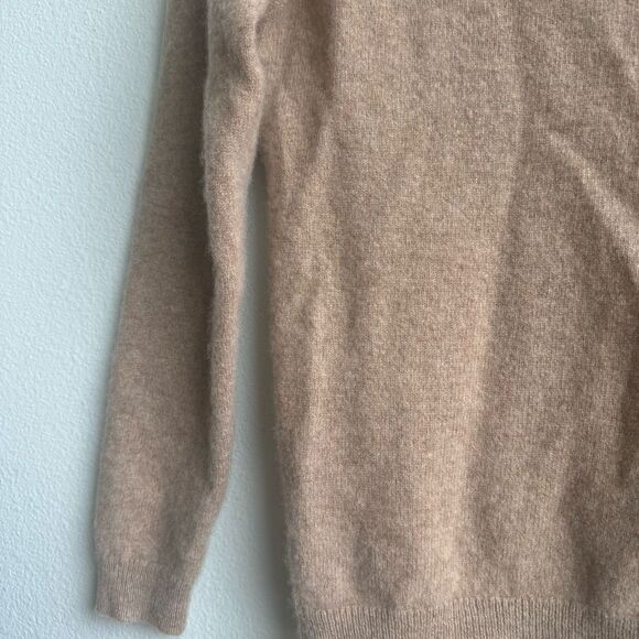 Charter Club Luxury 100% Cashmere Tan Brown Classic Turtleneck Sweater Size XS - Picture 2 of 6